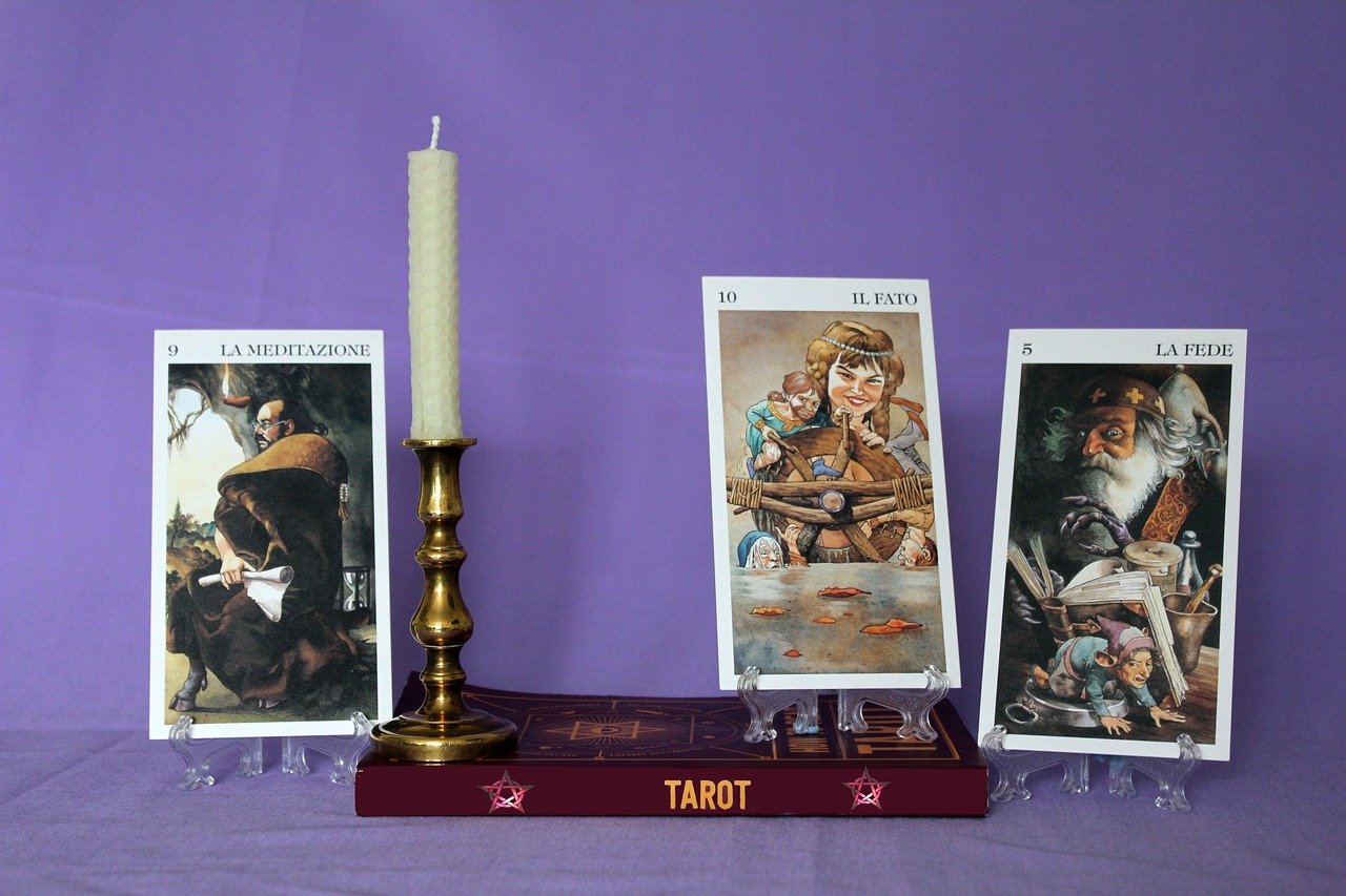 Photo by bluebudgie tarot, cards, meditation